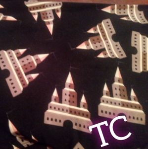 RARE LuLaRoe TC Sand Castle Legging